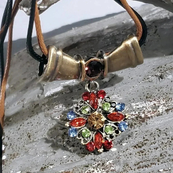 Rustic Antique Bronze Rhinestones Geometric Pendant Necklace Vegan Leather - Picture 6 of 10